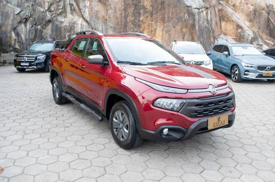 FIAT TORO 1.8 16V EVO FLEX FREEDOM AT6 FIAT TORO 1.8 16V EVO FLEX FREEDOM AT6